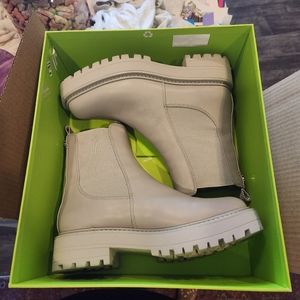 Sam Edelman Chelsea boots size 7.5 grey waterproof leather - NEVER WORN